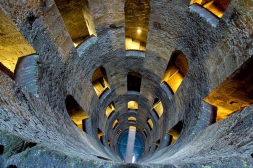 orvieto atrakcje pozzo di san patrizio